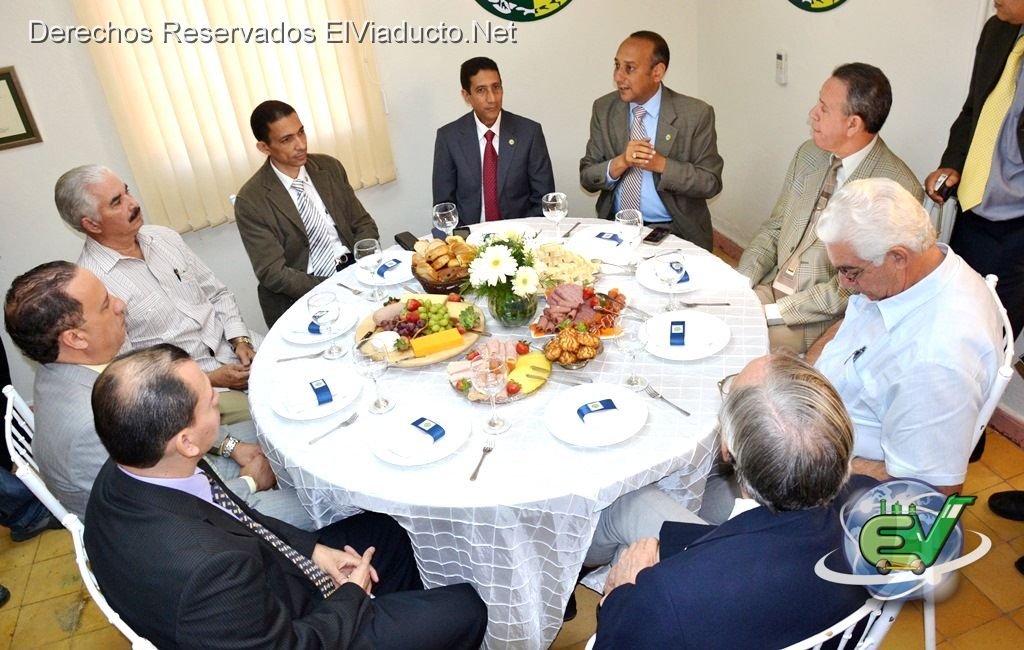 Desayuno acostumbrado de La Camara de Comercio de Espaillat